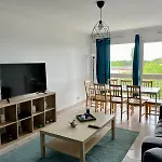 Le Spacieux